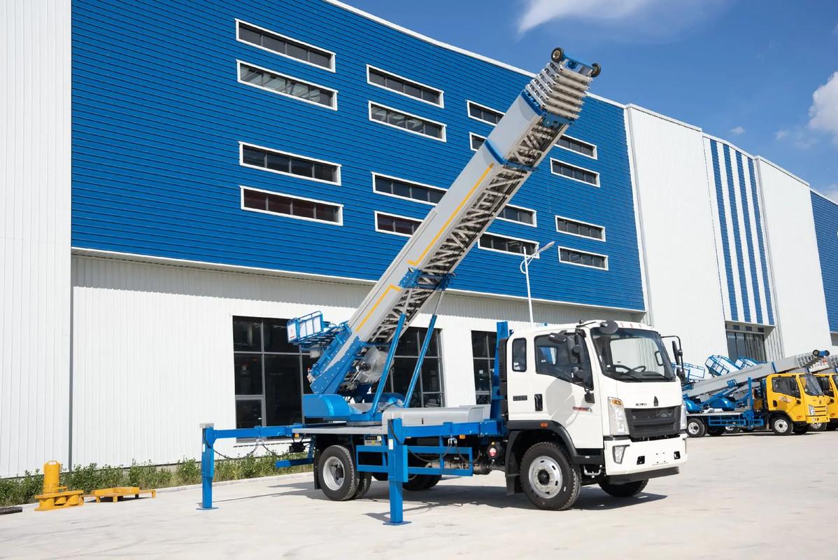 广昌县小型云梯车上料车租赁多少钱