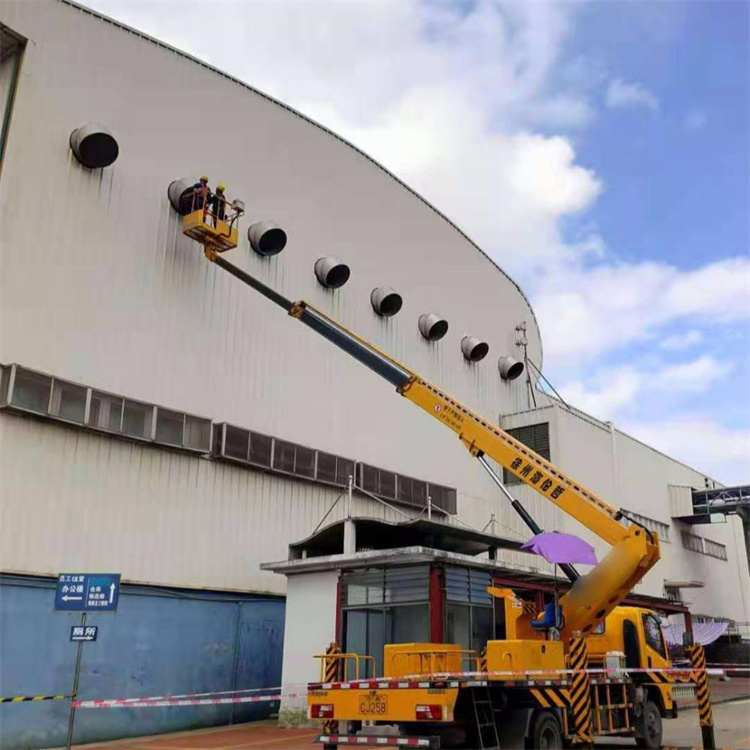 广昌县高空作业车出租服务：专业广告牌安装解决方案