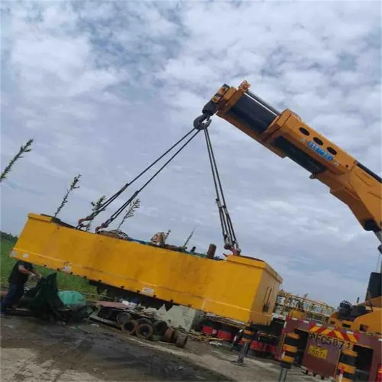 广昌县随车吊吊集装箱怎么吊